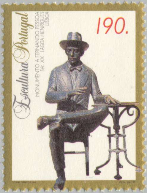 Statue of Fernando Pessoa